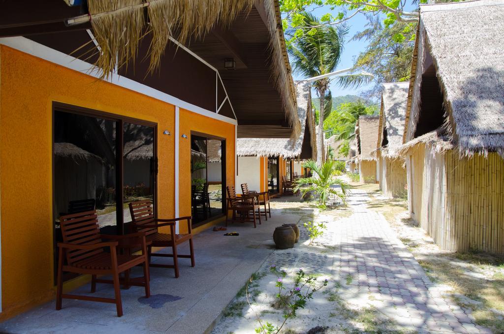 Coral Island Resort Phuket Kültér fotó