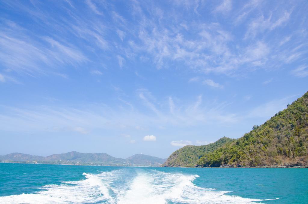 Coral Island Resort Phuket Kültér fotó