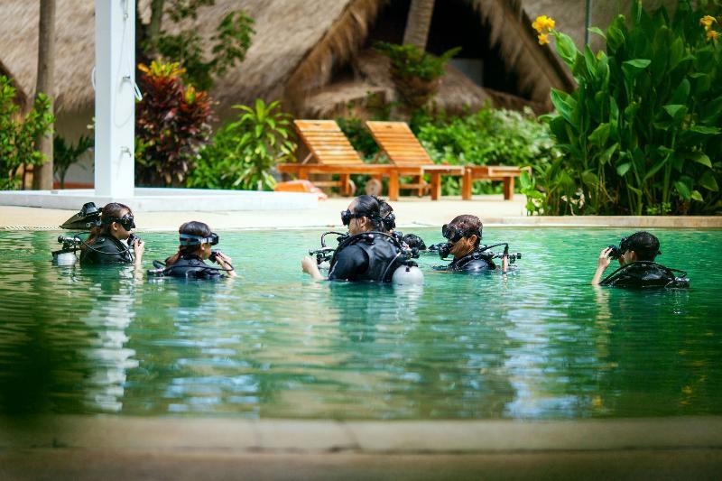 Coral Island Resort Phuket Kültér fotó